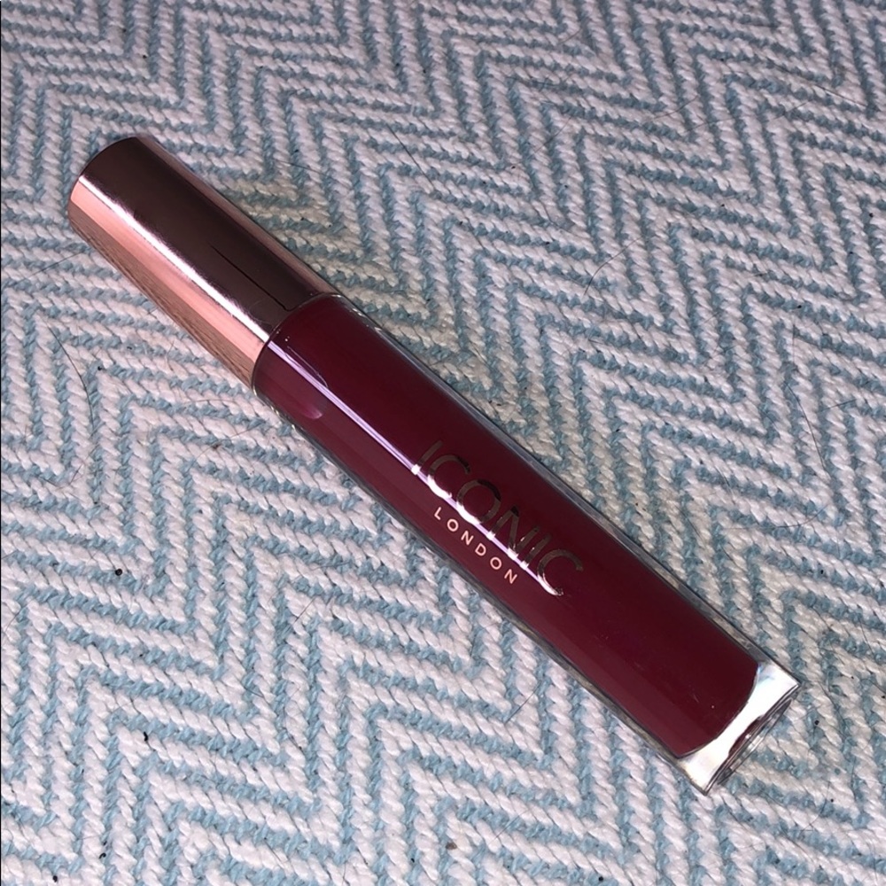 Lip Plumping Gloss by Iconic London